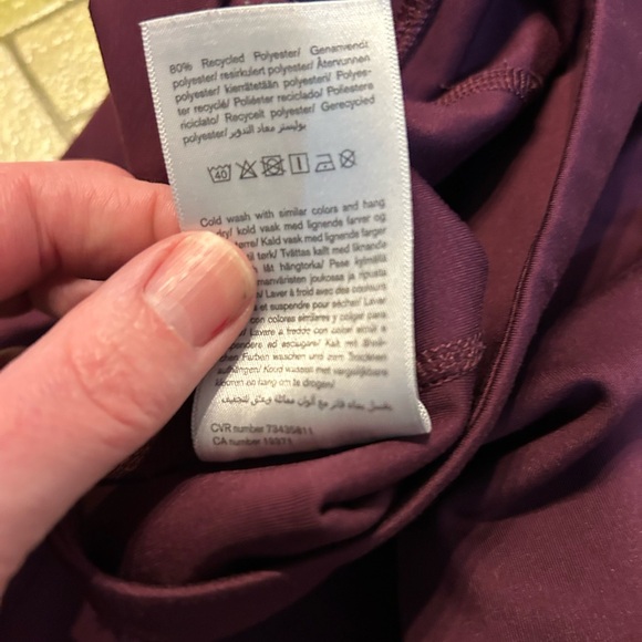 Girlfriend Collective Plum Leggings - Picture 8 of 9